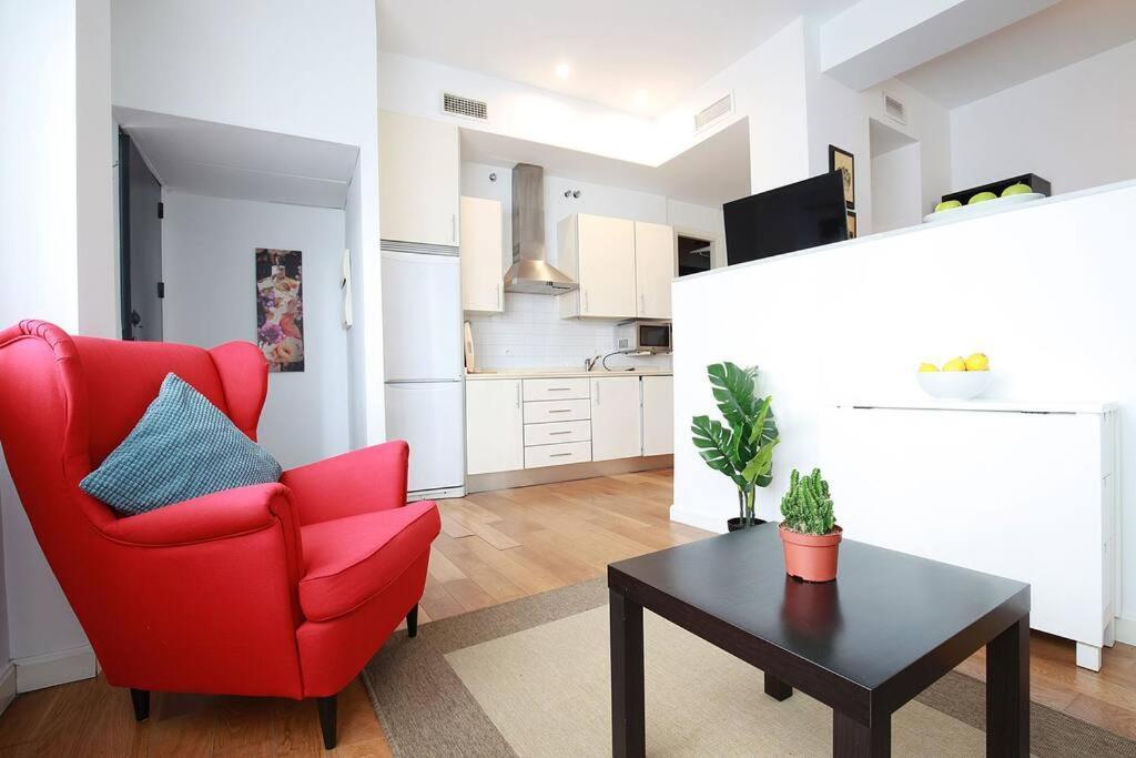 Nuevo Estudio Centro Sevilla. Ac/Wifi Castellar 56 المظهر الخارجي الصورة