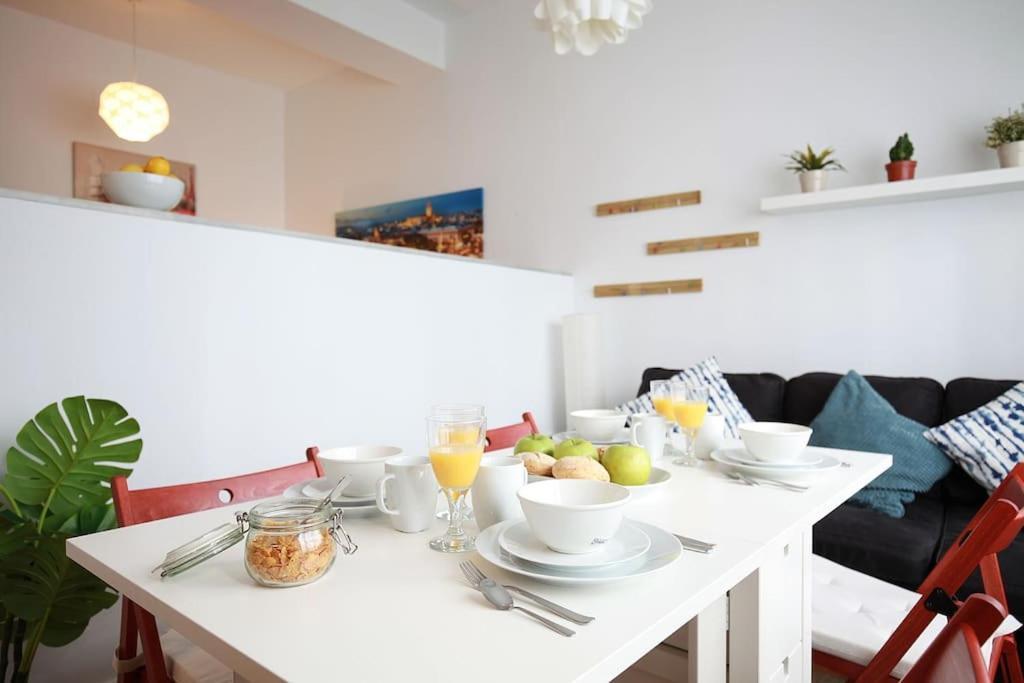 Nuevo Estudio Centro Sevilla. Ac/Wifi Castellar 56 المظهر الخارجي الصورة